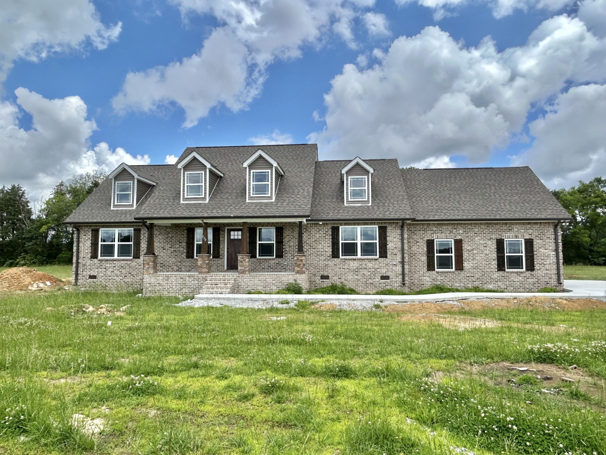 408 Randall Ln