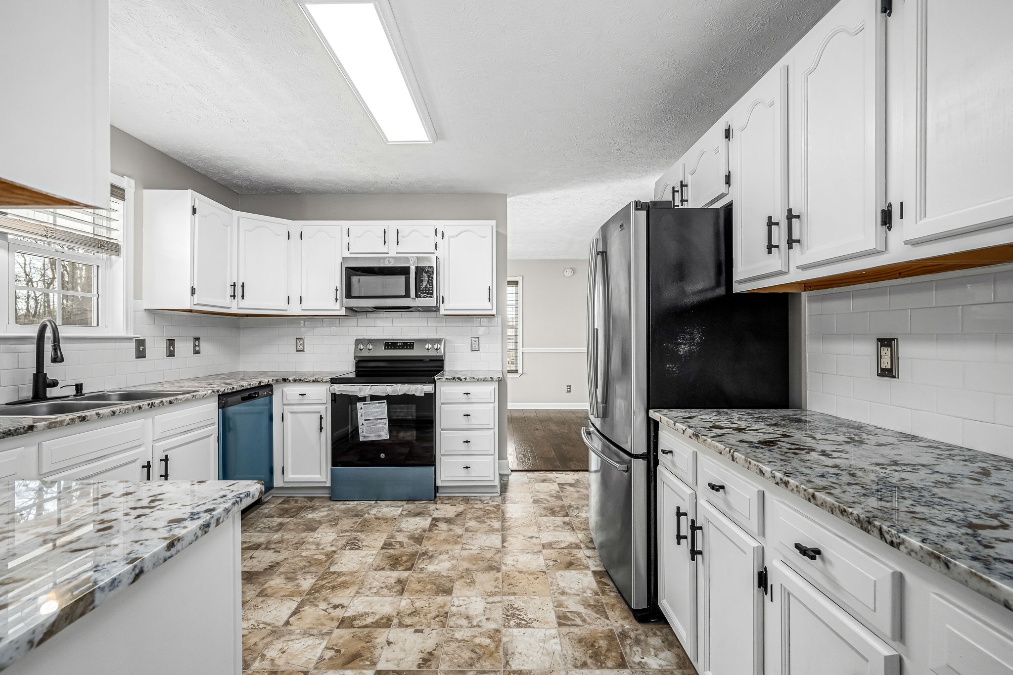 130 Chelsa Ave