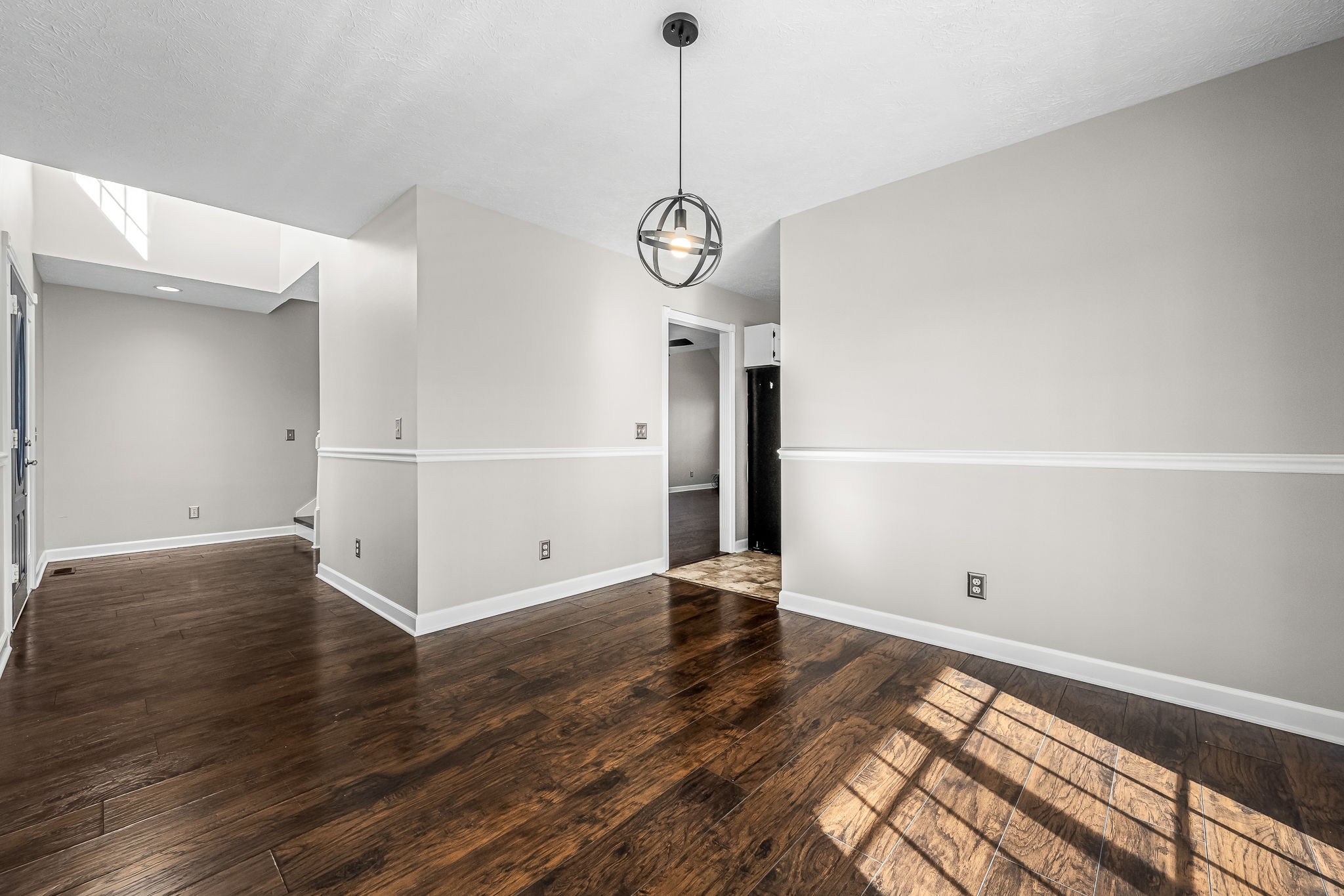 130 Chelsa Ave