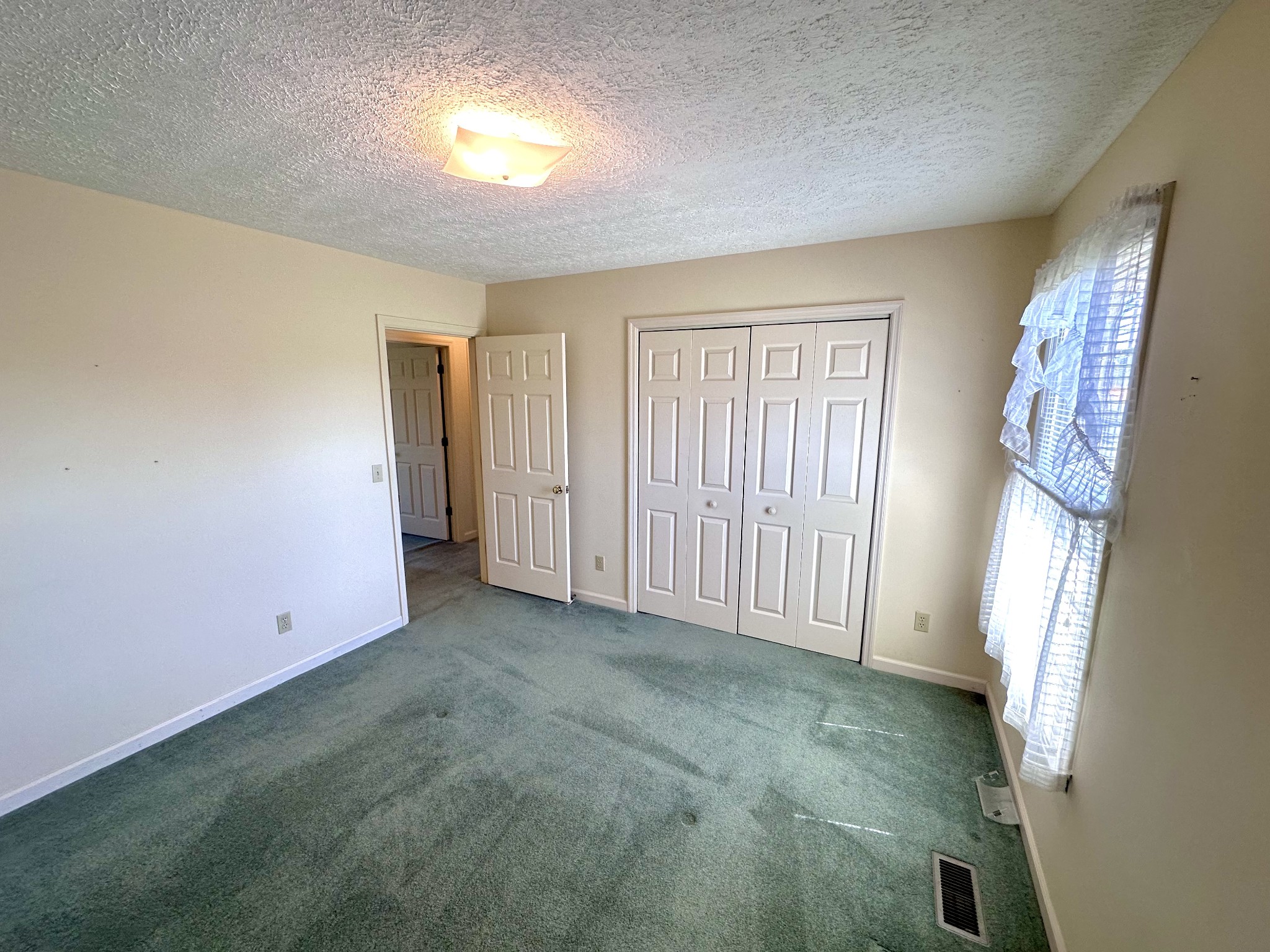4389 Murfreesboro Hwy