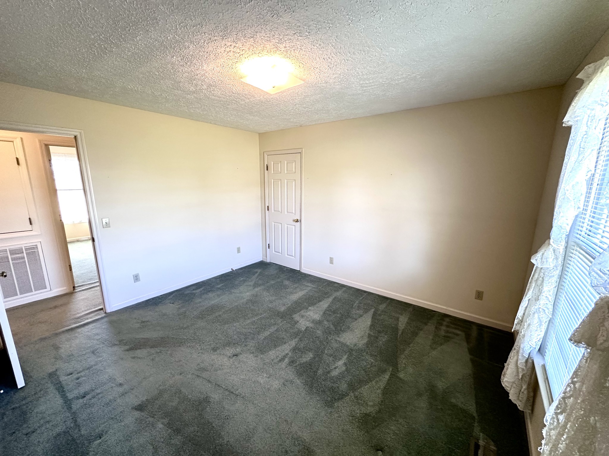 4389 Murfreesboro Hwy