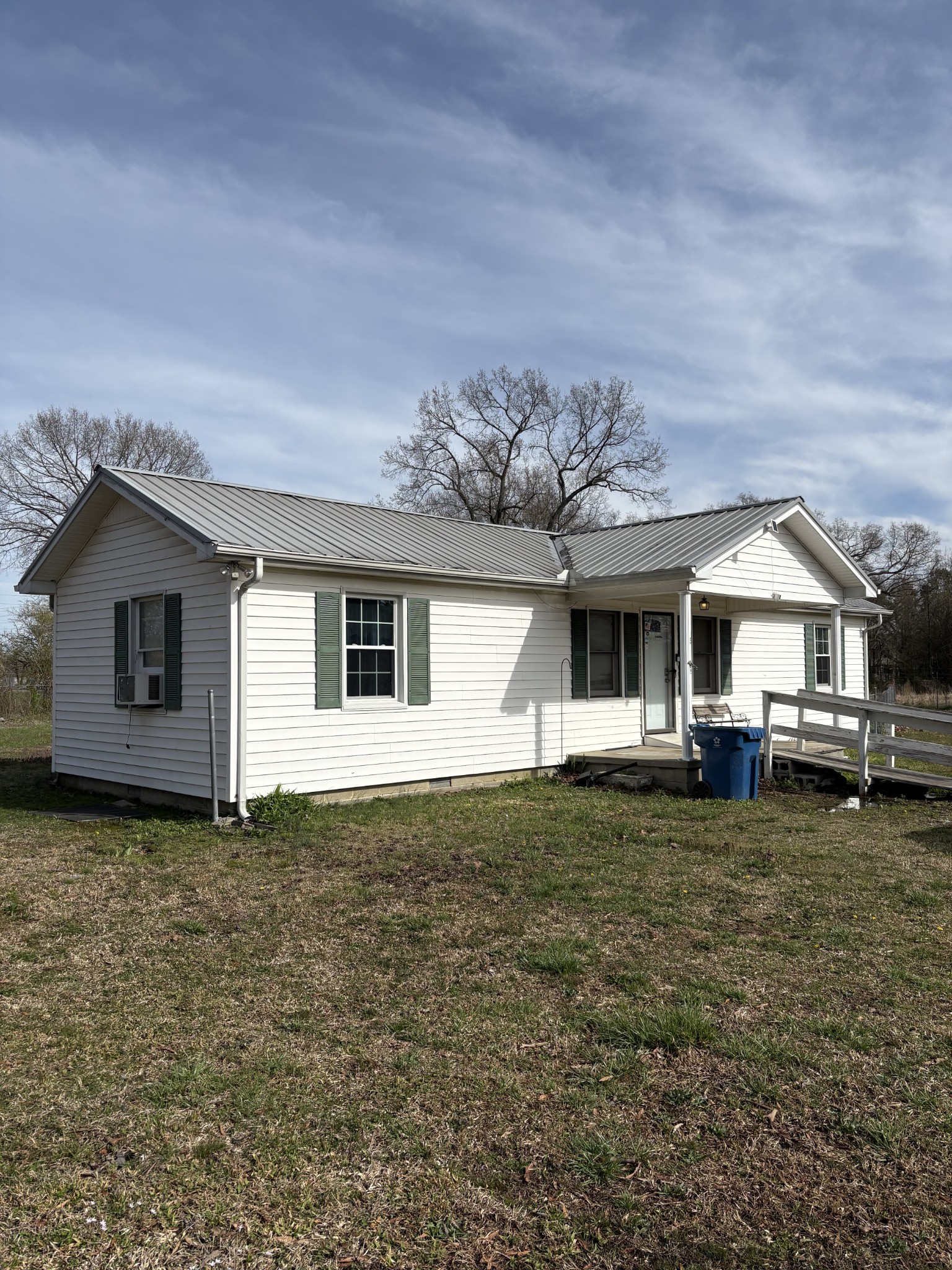 1511 Rogers Cir