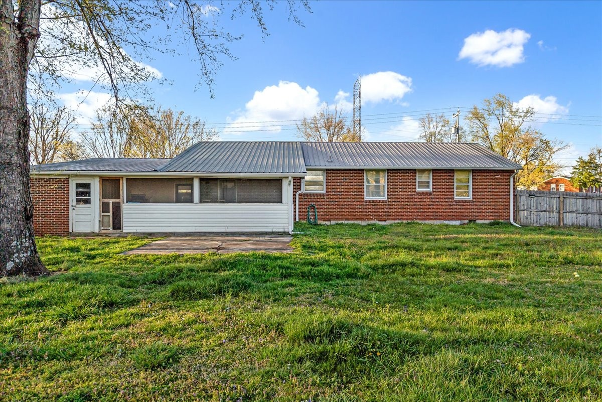 1610 Atlas St