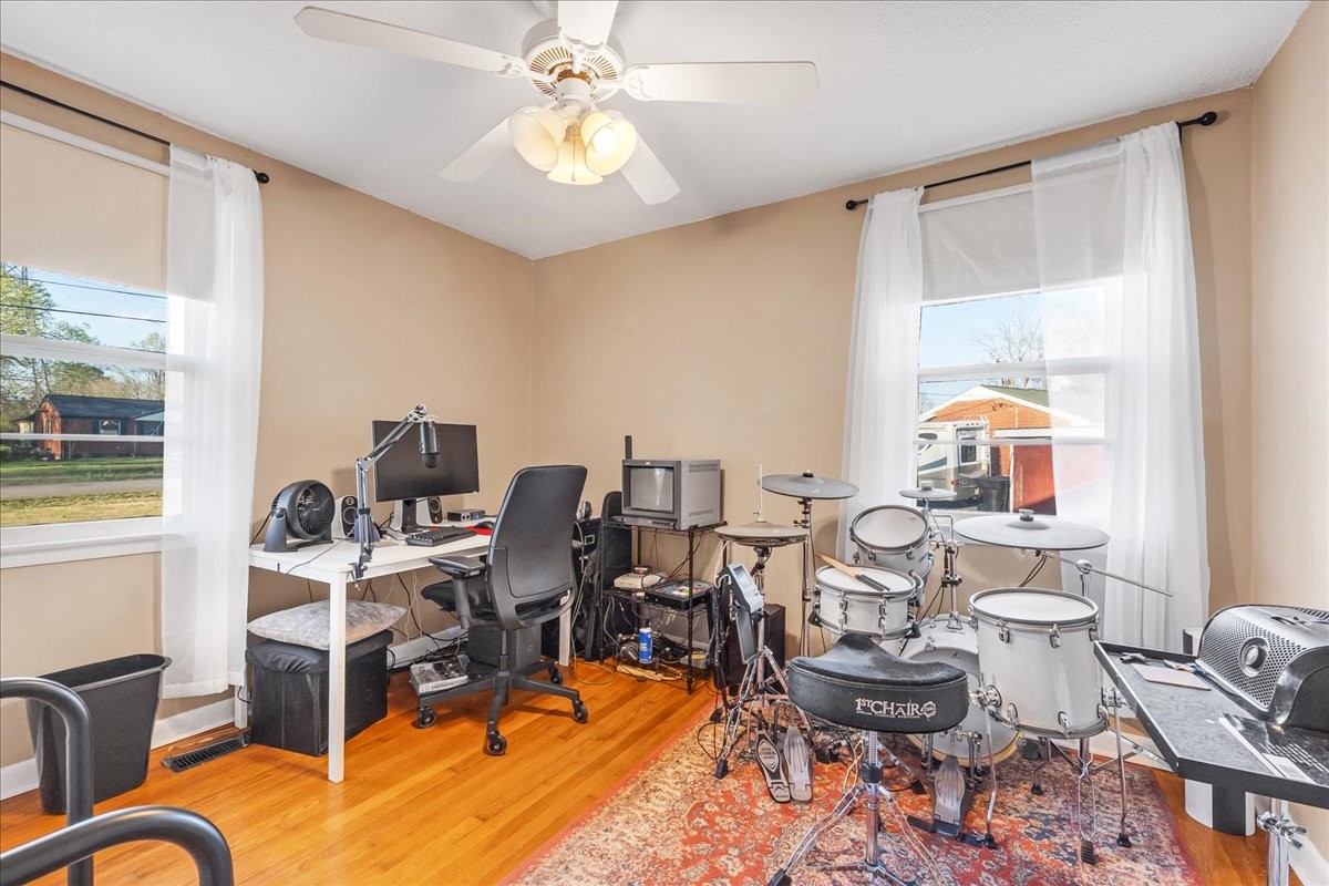 1610 Atlas St