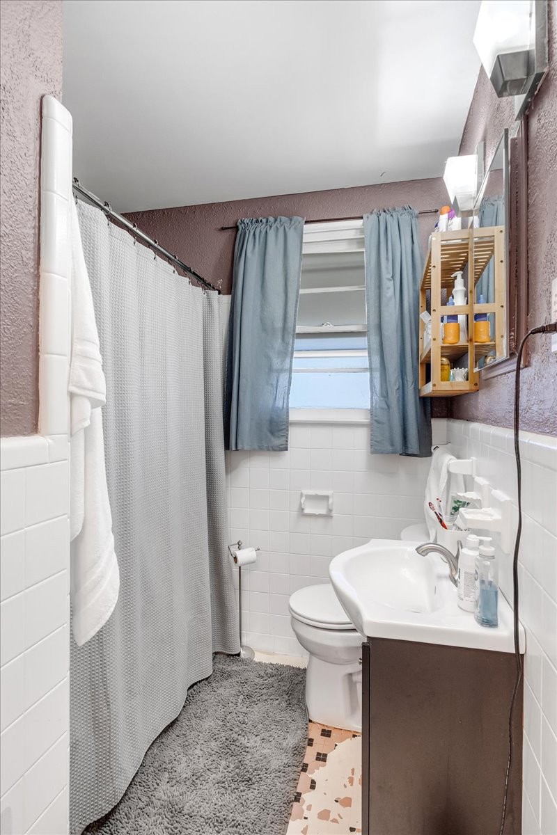 1610 Atlas St