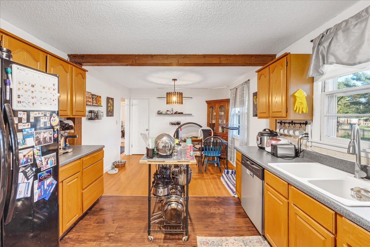 1610 Atlas St