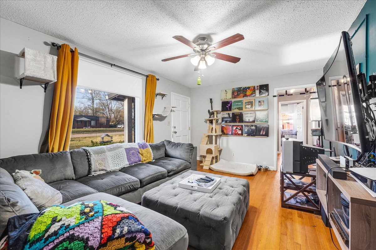 1610 Atlas St
