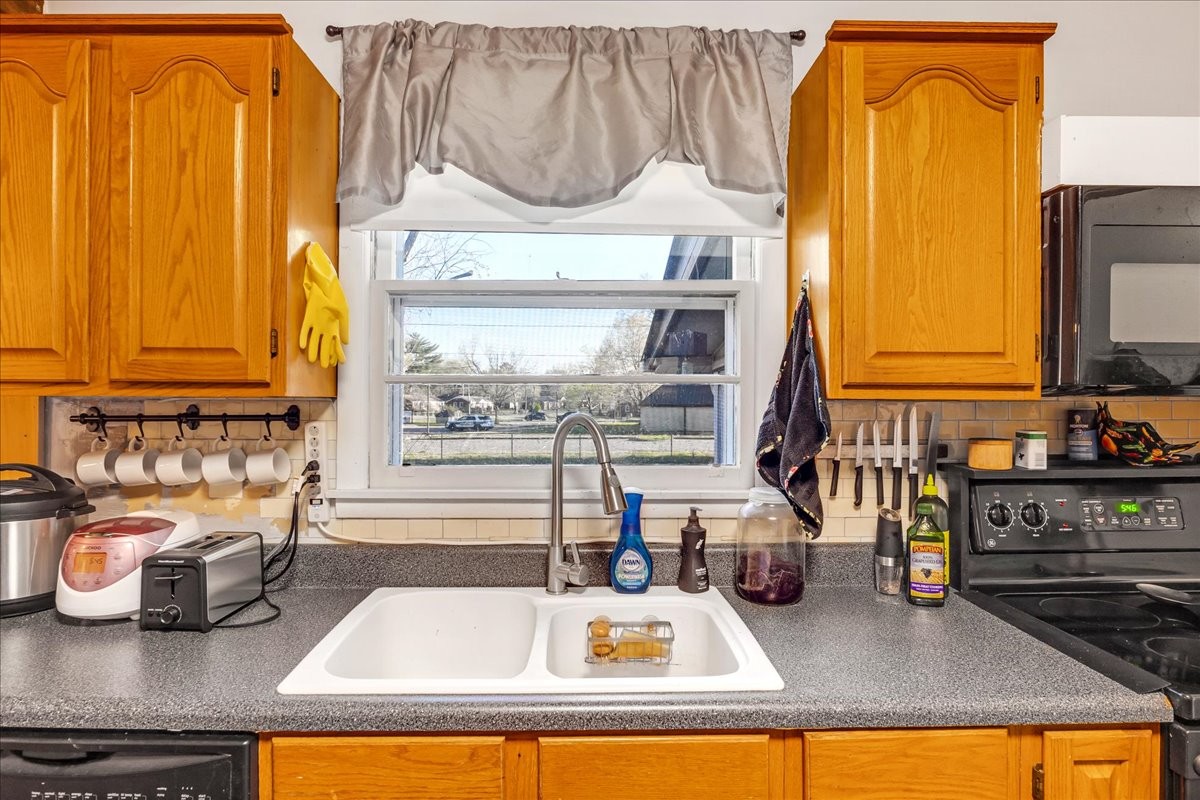 1610 Atlas St