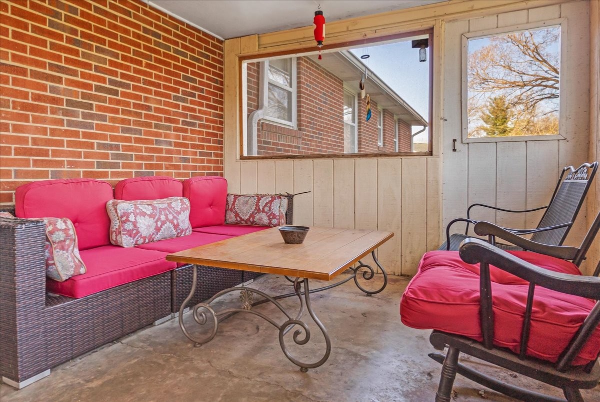 1610 Atlas St