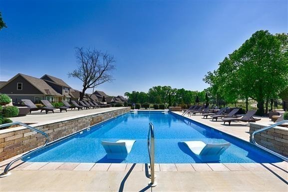425 Latitude Drive