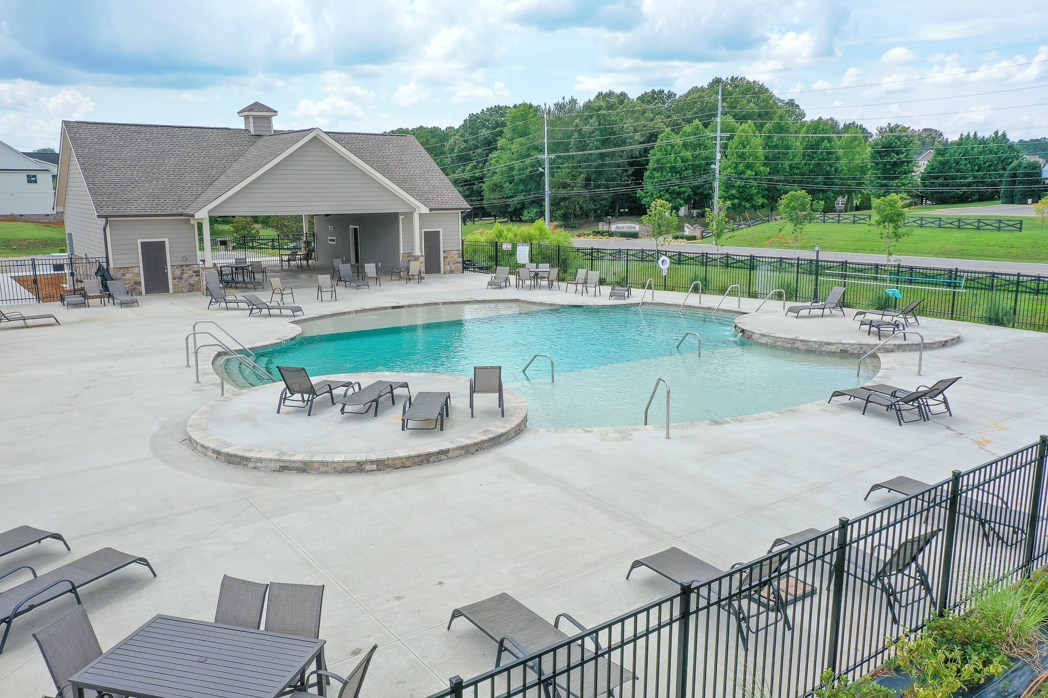 425 Latitude Drive