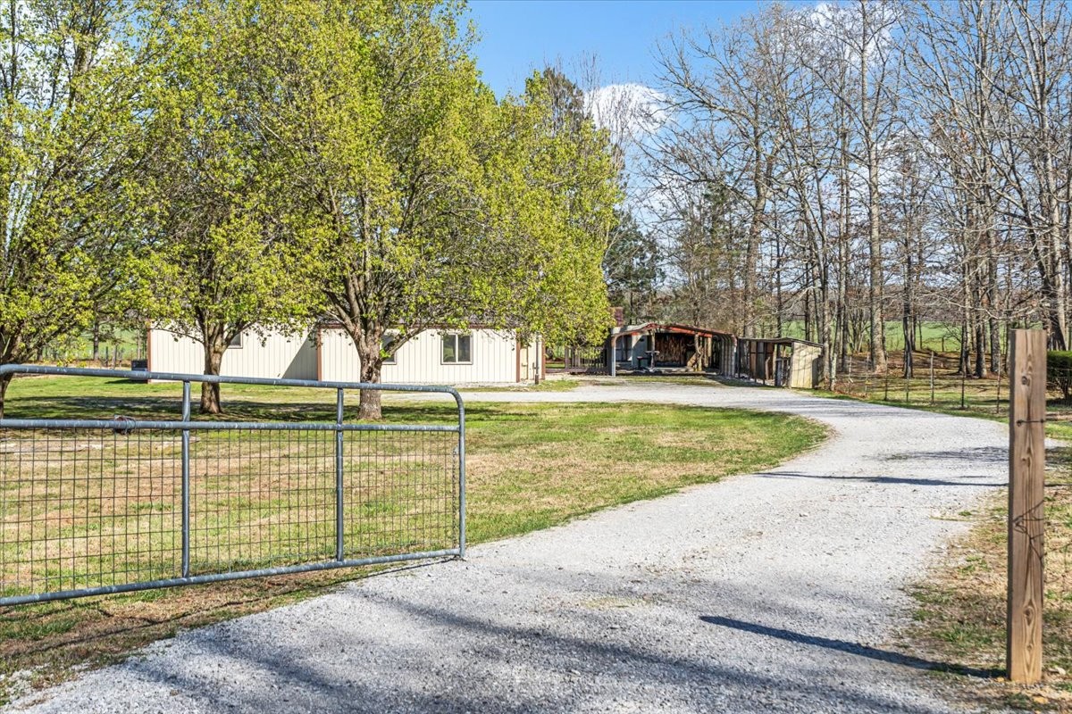428 Sunset Cir