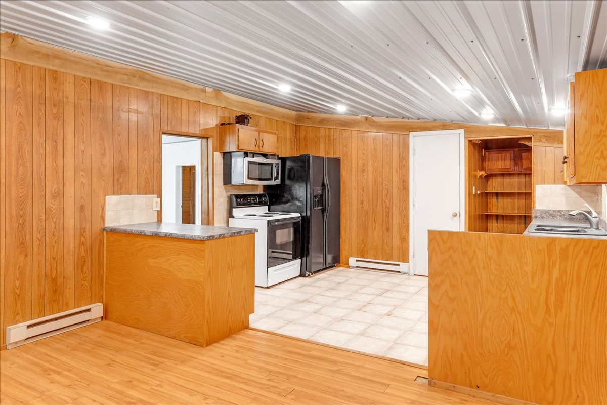 428 Sunset Cir