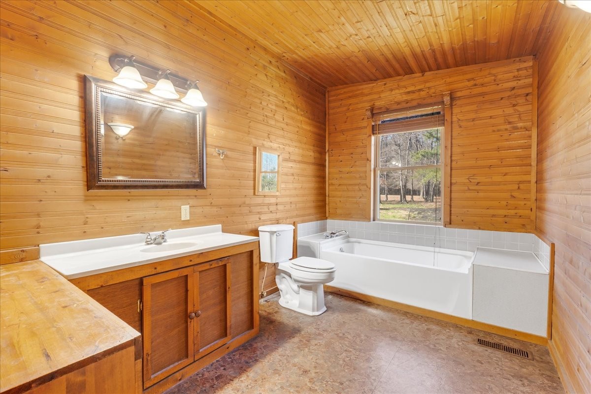 428 Sunset Cir