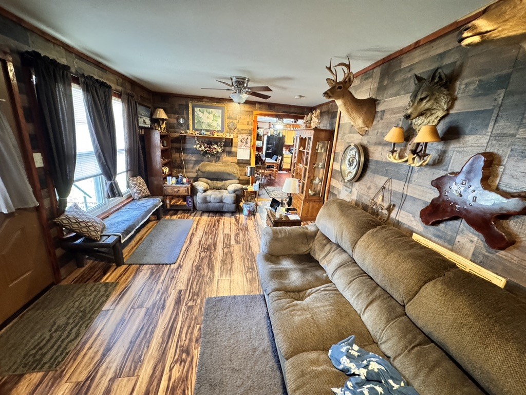67 Maple Rd