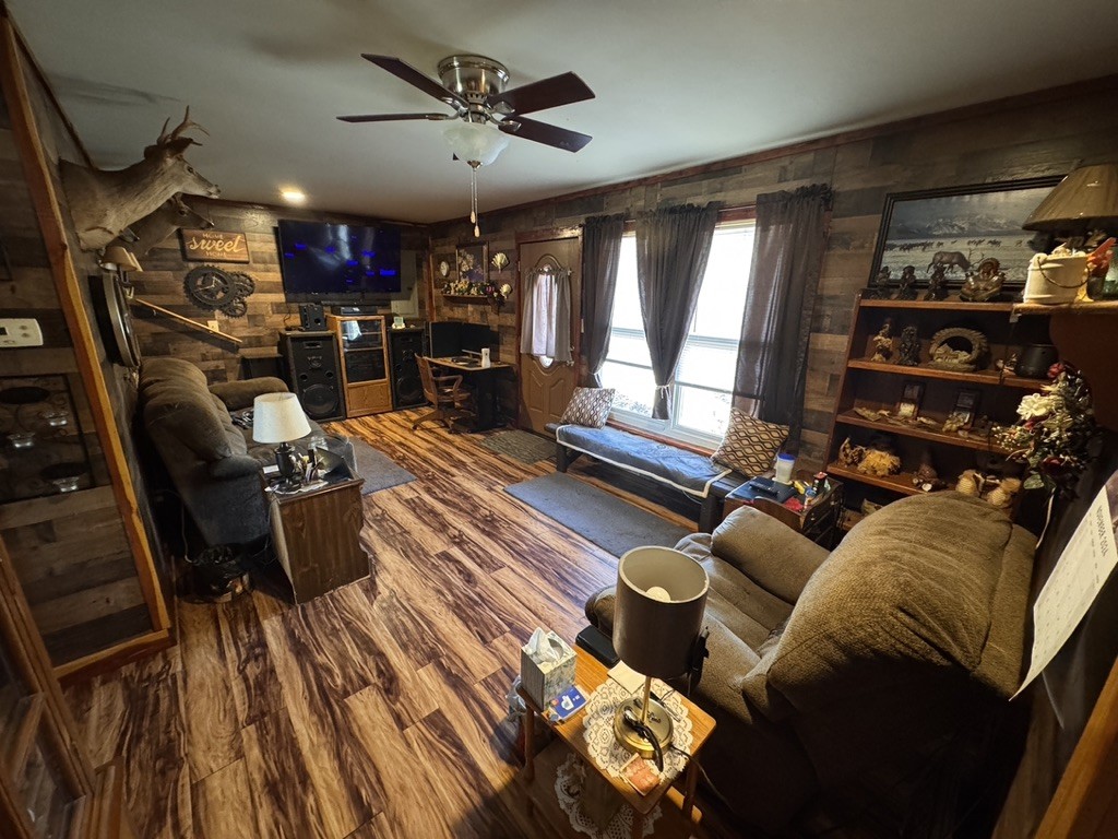 67 Maple Rd