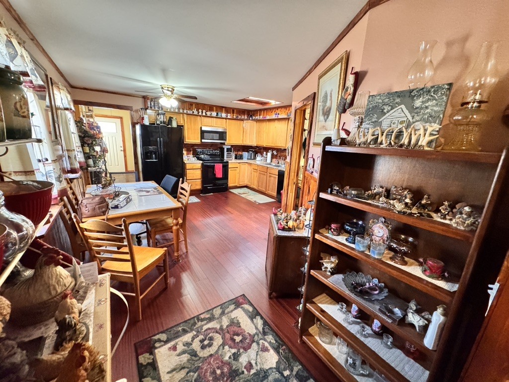 67 Maple Rd
