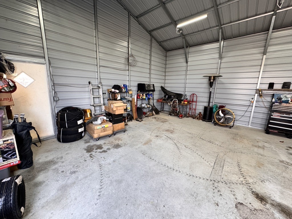 67 Maple Rd