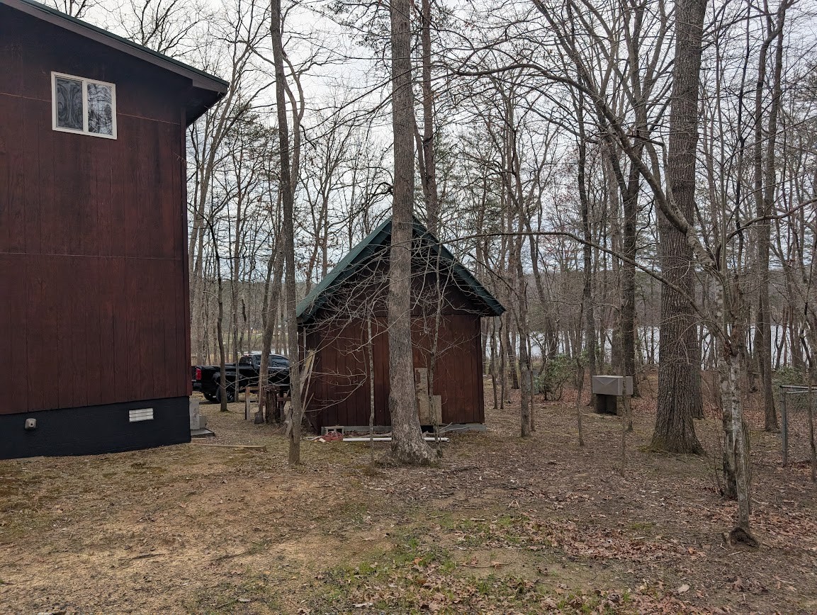 106 Lake View Dr