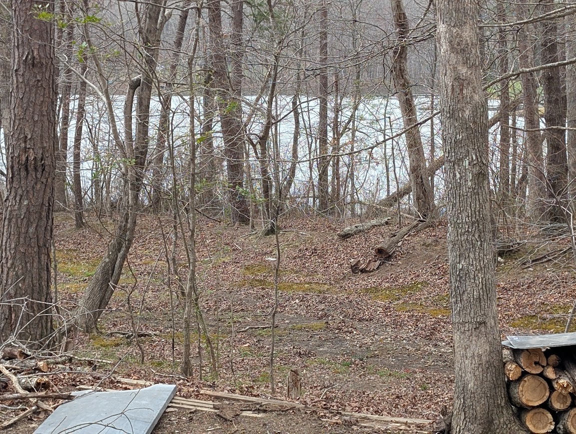 106 Lake View Dr
