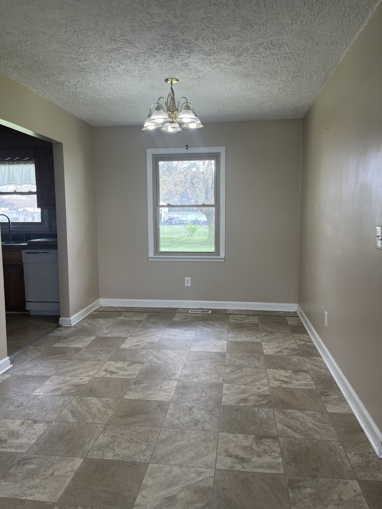 115 Powell Dr