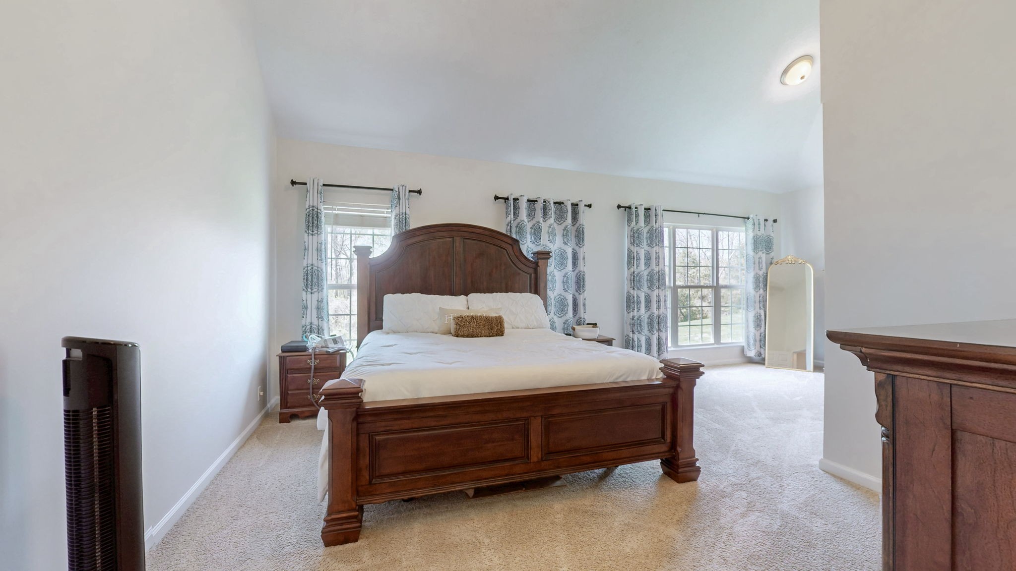 712 Sugar Mill Trl