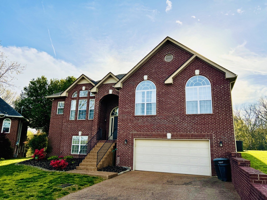 712 Sugar Mill Trl