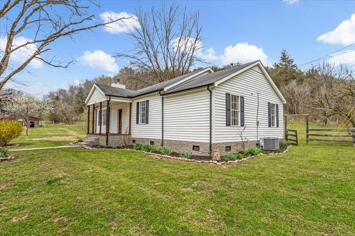 525 Jones Hollow Rd