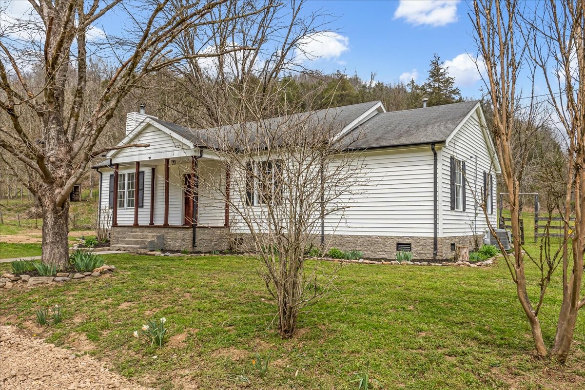 525 Jones Hollow Rd