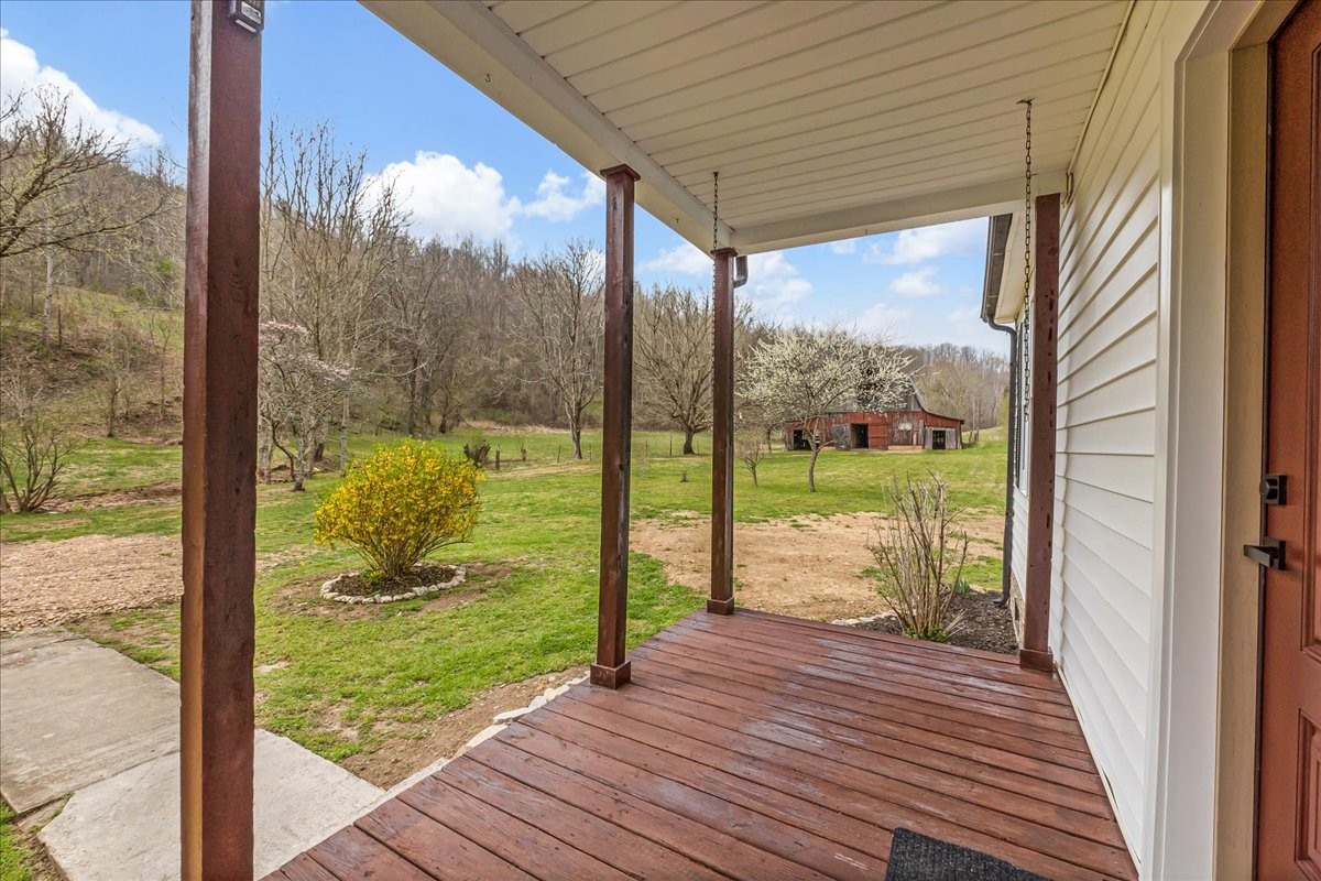 525 Jones Hollow Rd