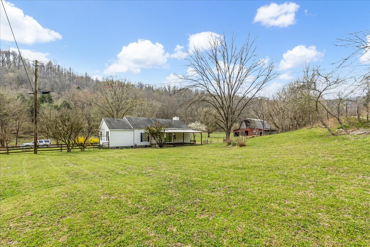 525 Jones Hollow Rd