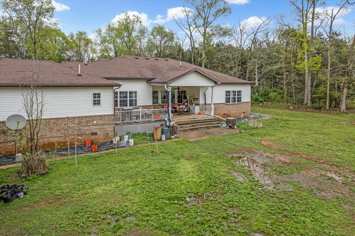 232 Paragon Dr