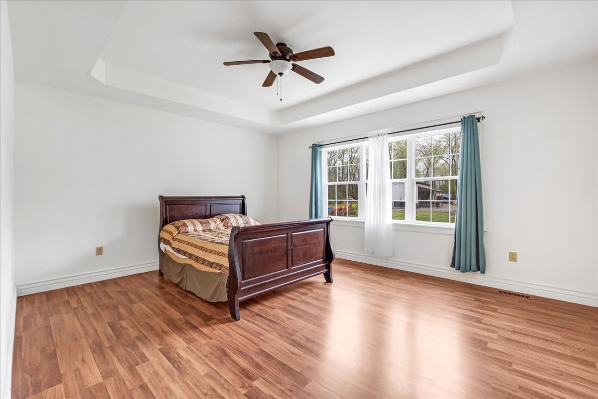 232 Paragon Dr