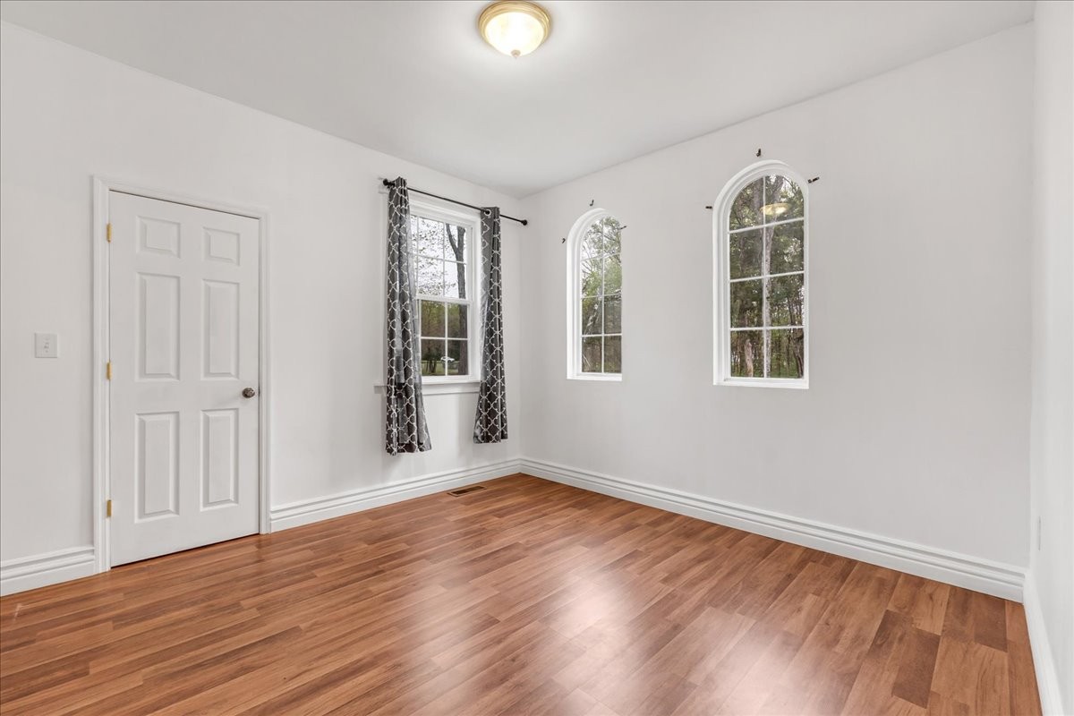 232 Paragon Dr