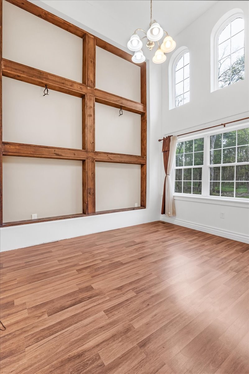 232 Paragon Dr