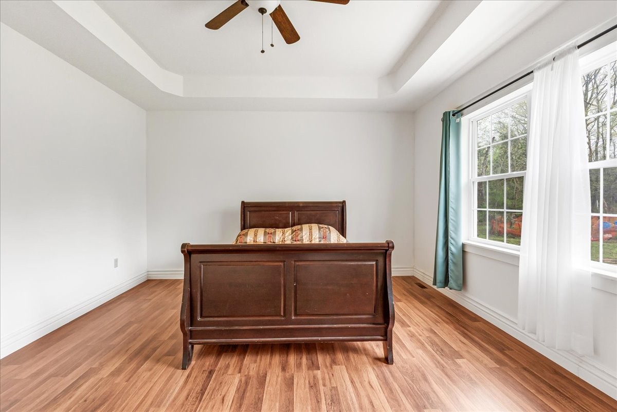 232 Paragon Dr