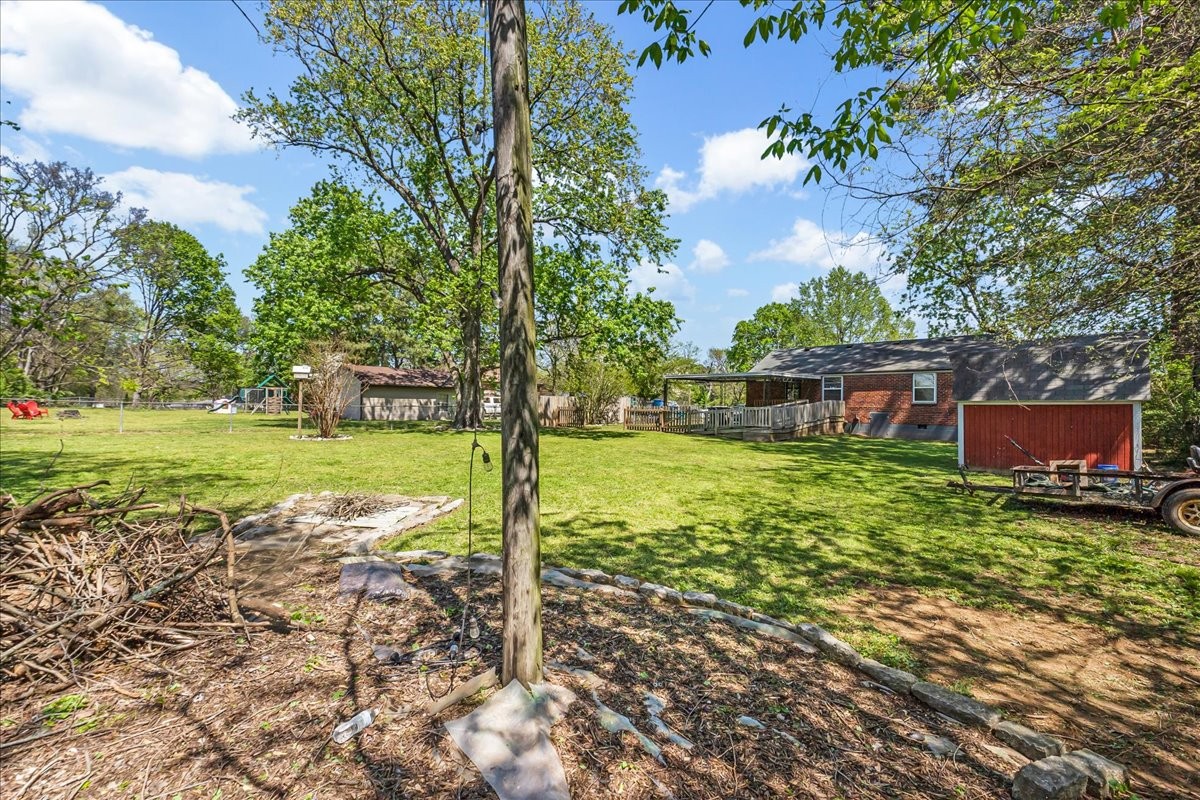 5017 Madeline Dr