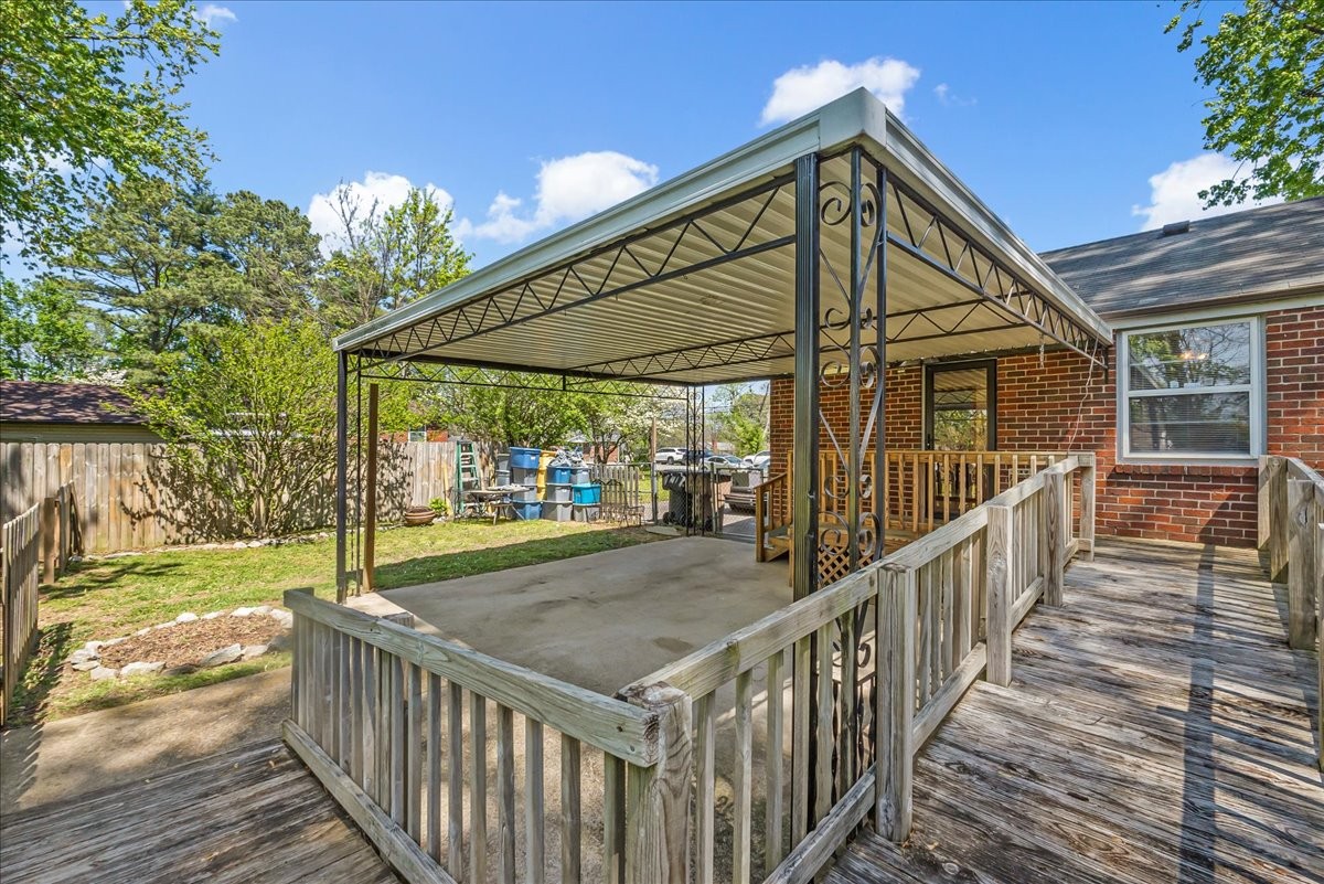 5017 Madeline Dr