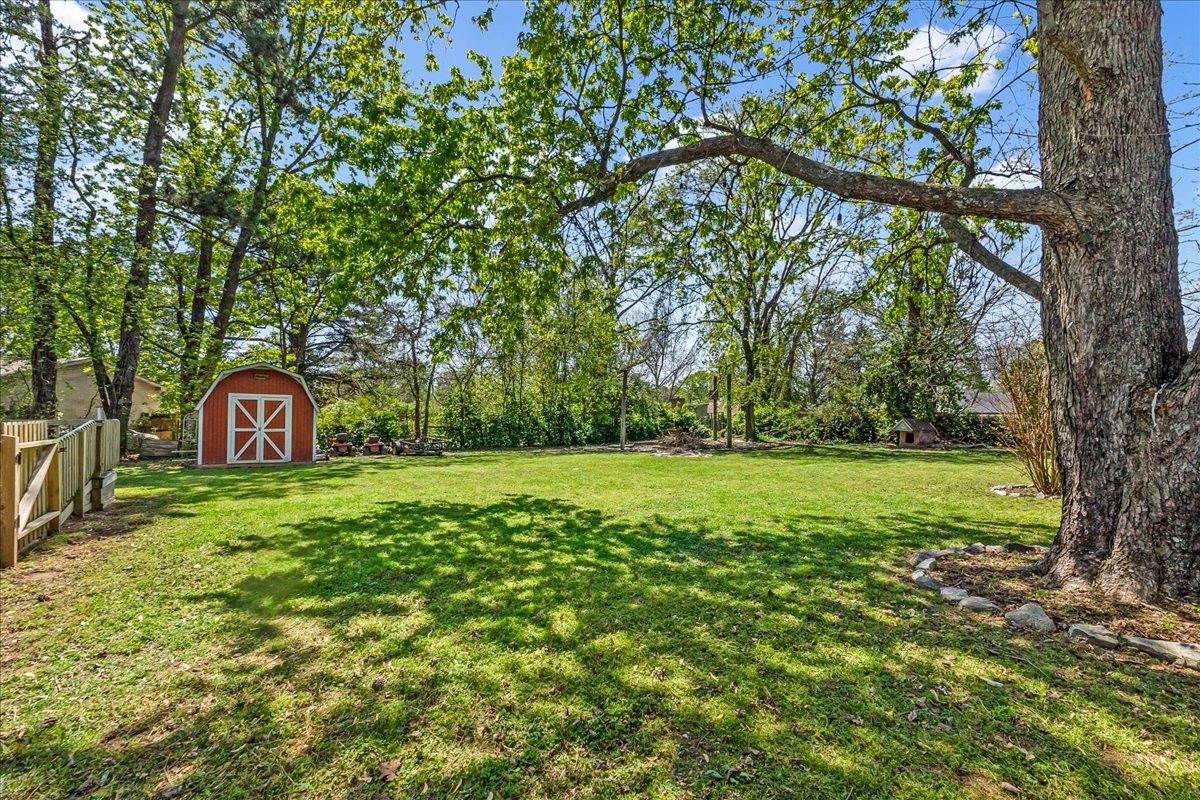 5017 Madeline Dr