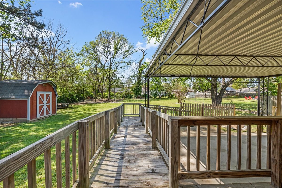 5017 Madeline Dr