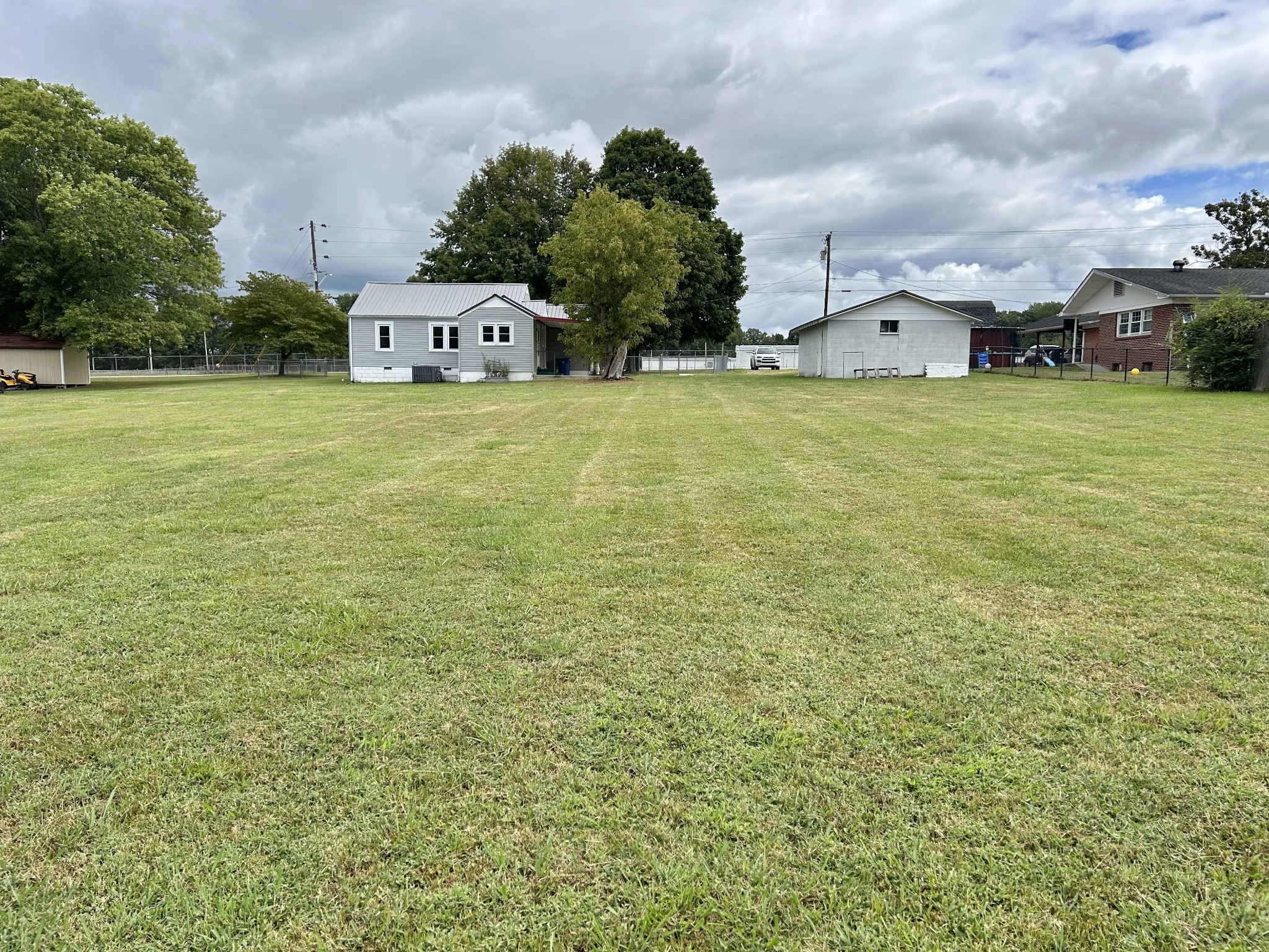 461 Hendrixson Dr