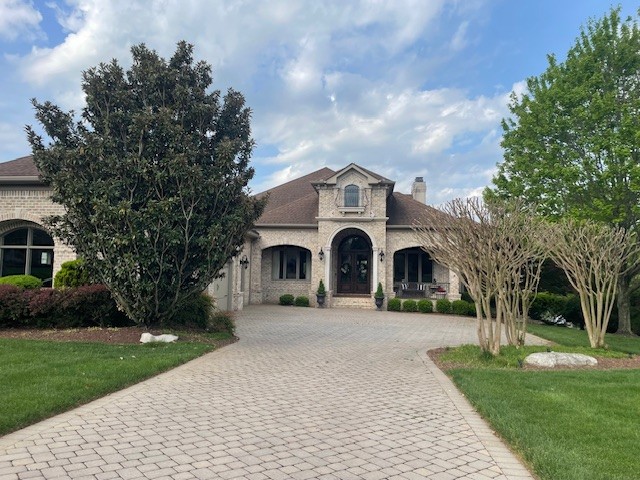 889 Plantation Blvd