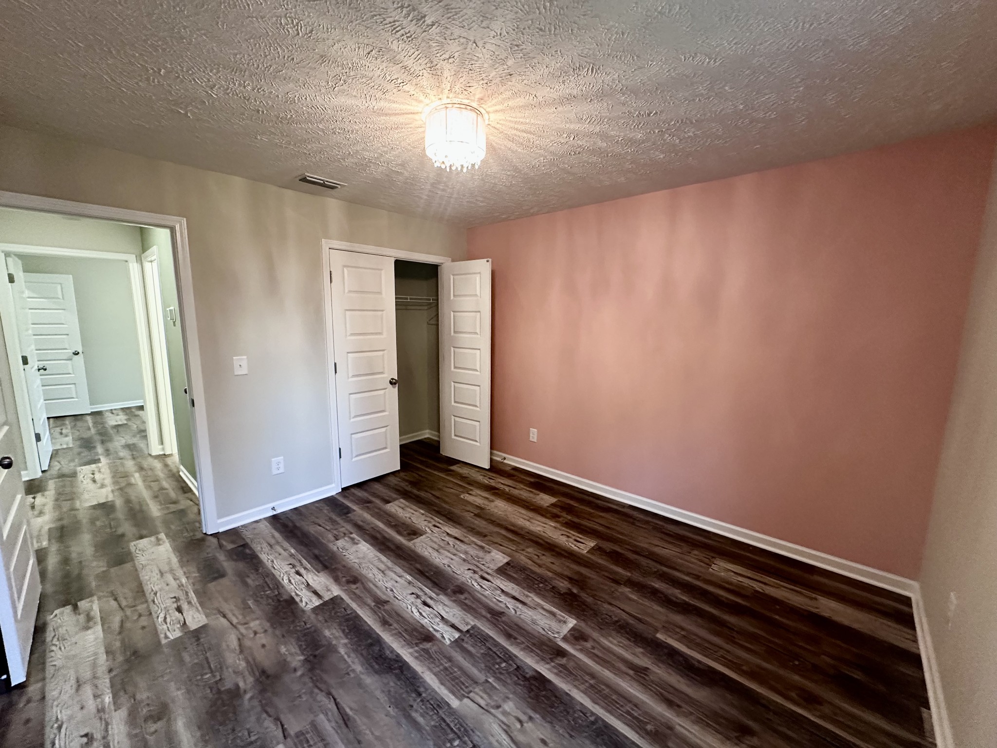 94 Reynard St
