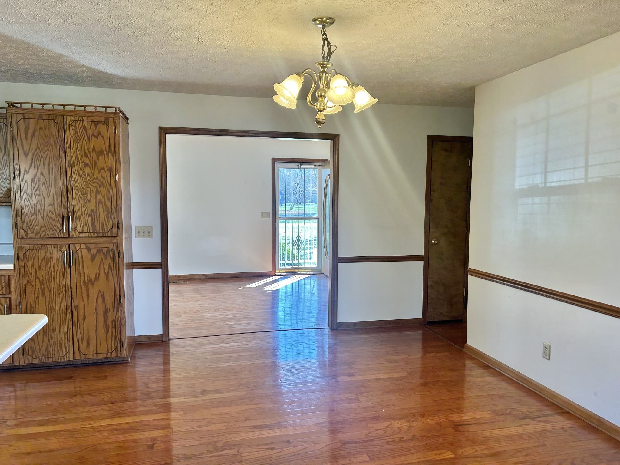 23 River Bluff Drive East
