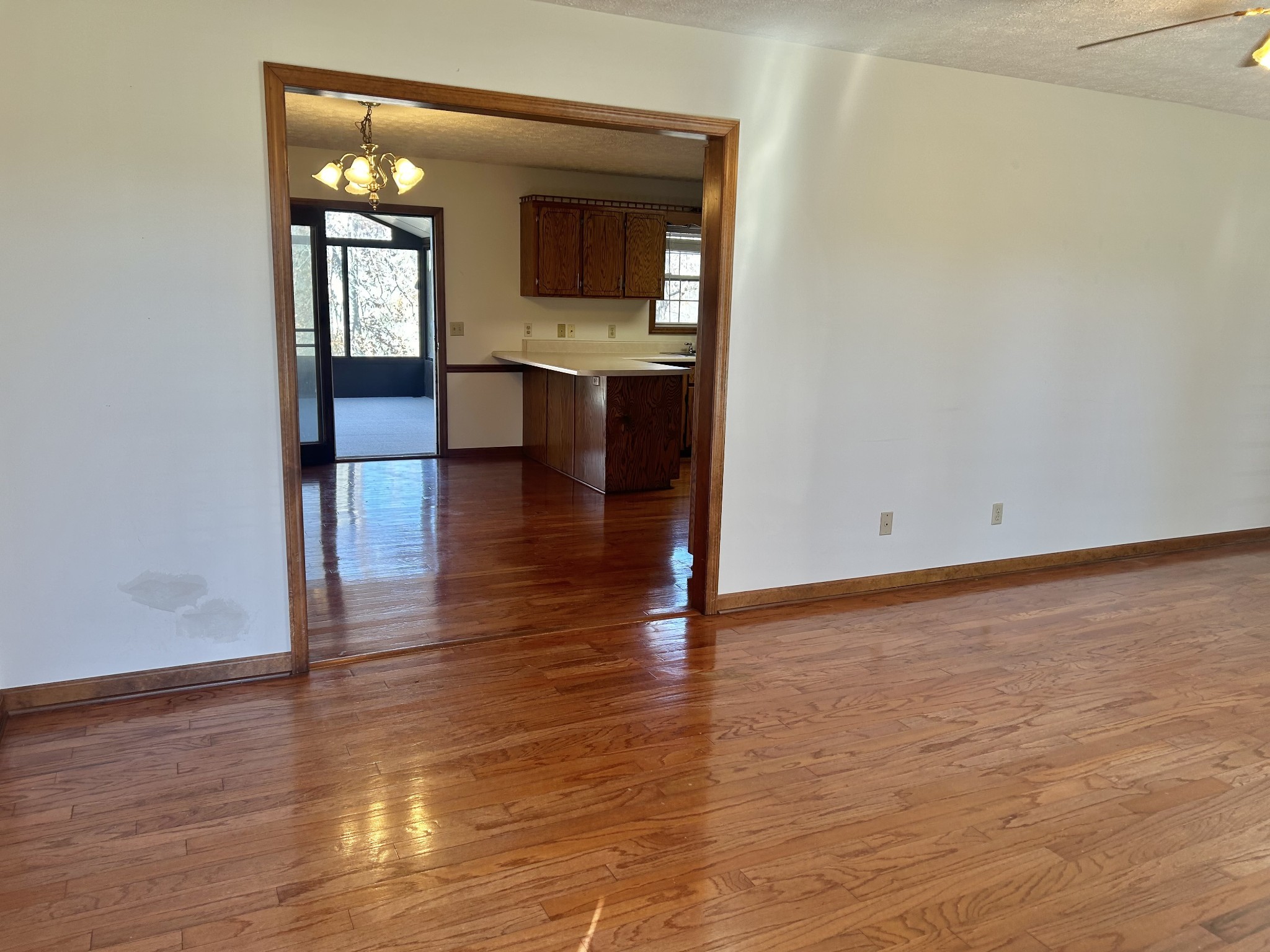23 River Bluff Drive East
