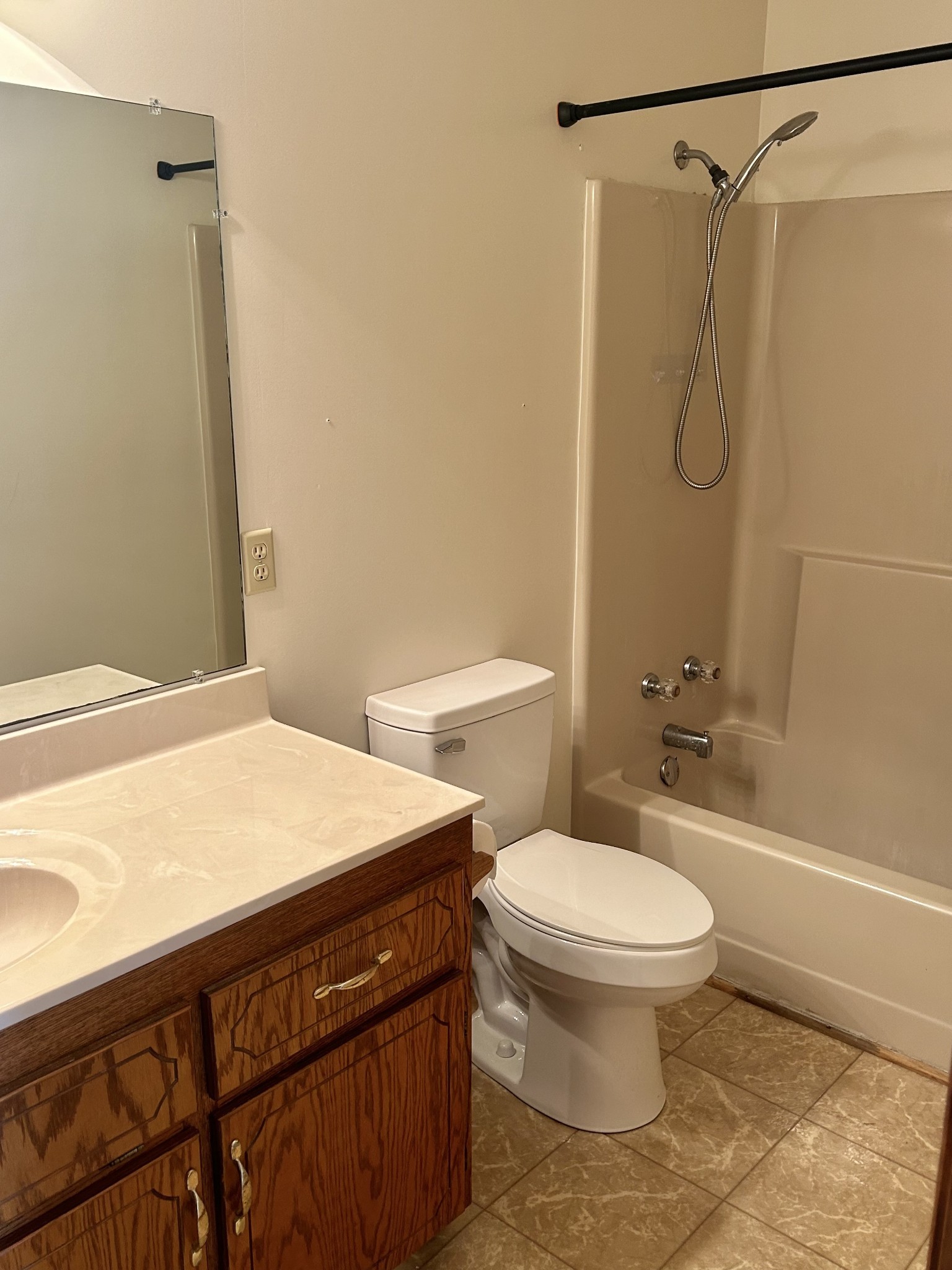 23 River Bluff Drive East