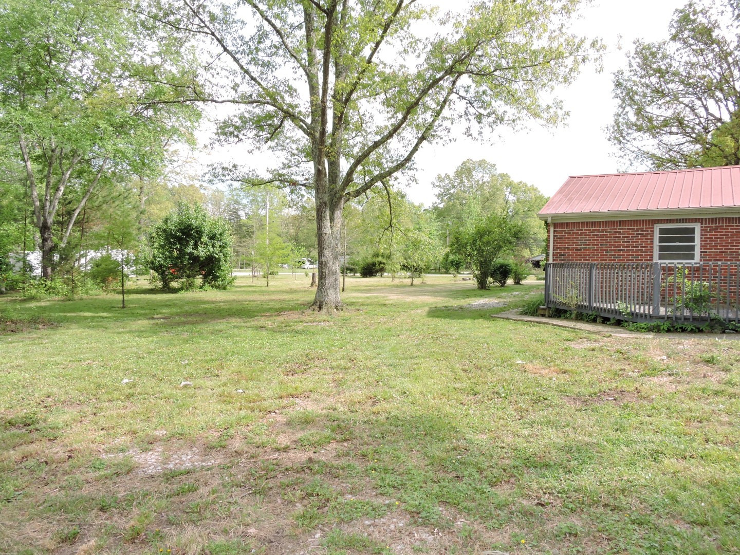 670 Sunset Cir