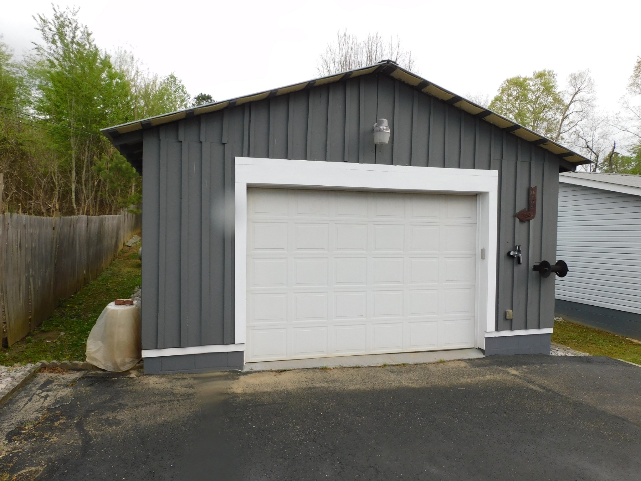 64 Caldwell Rd