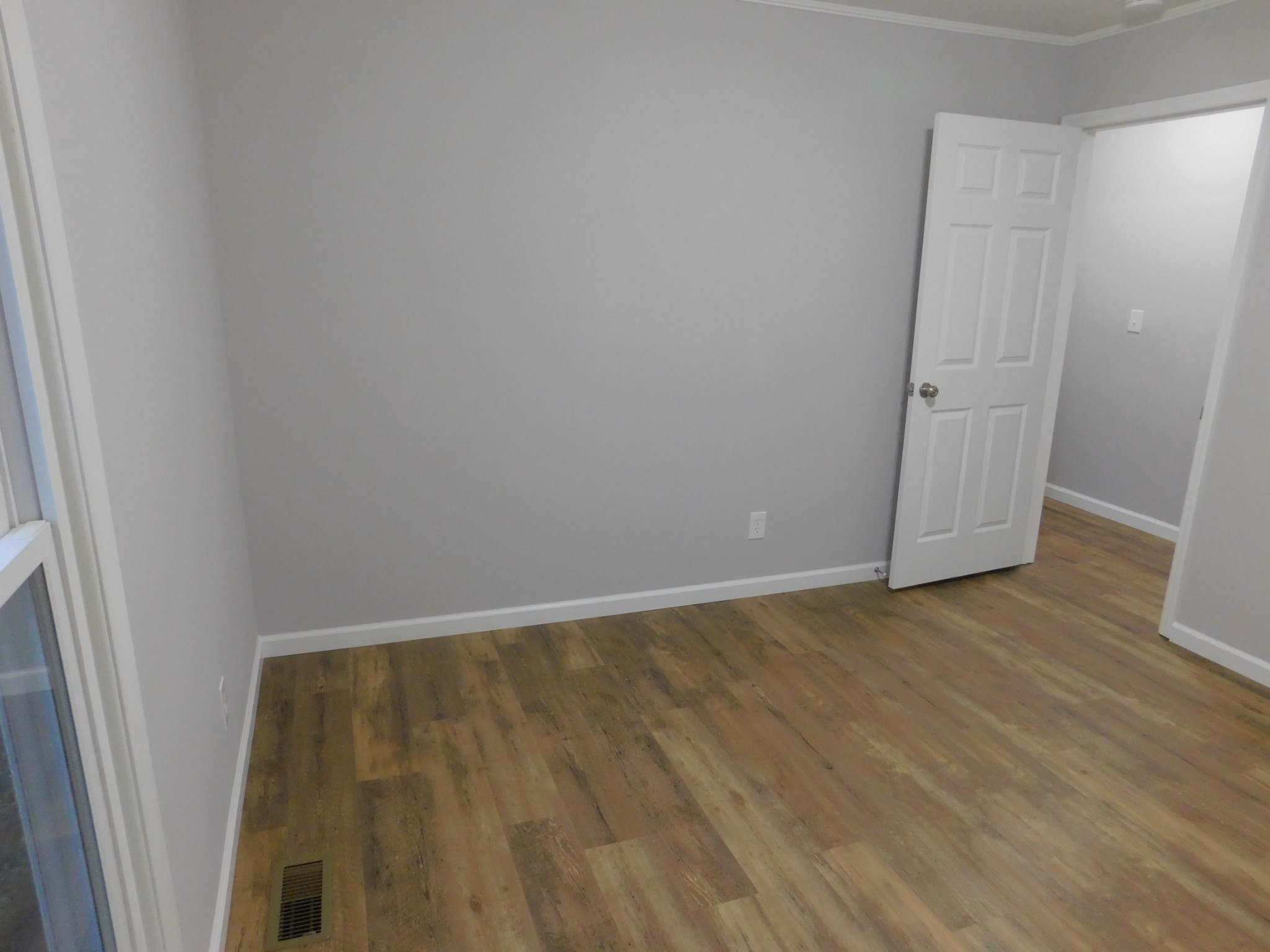 107 Glade Dr