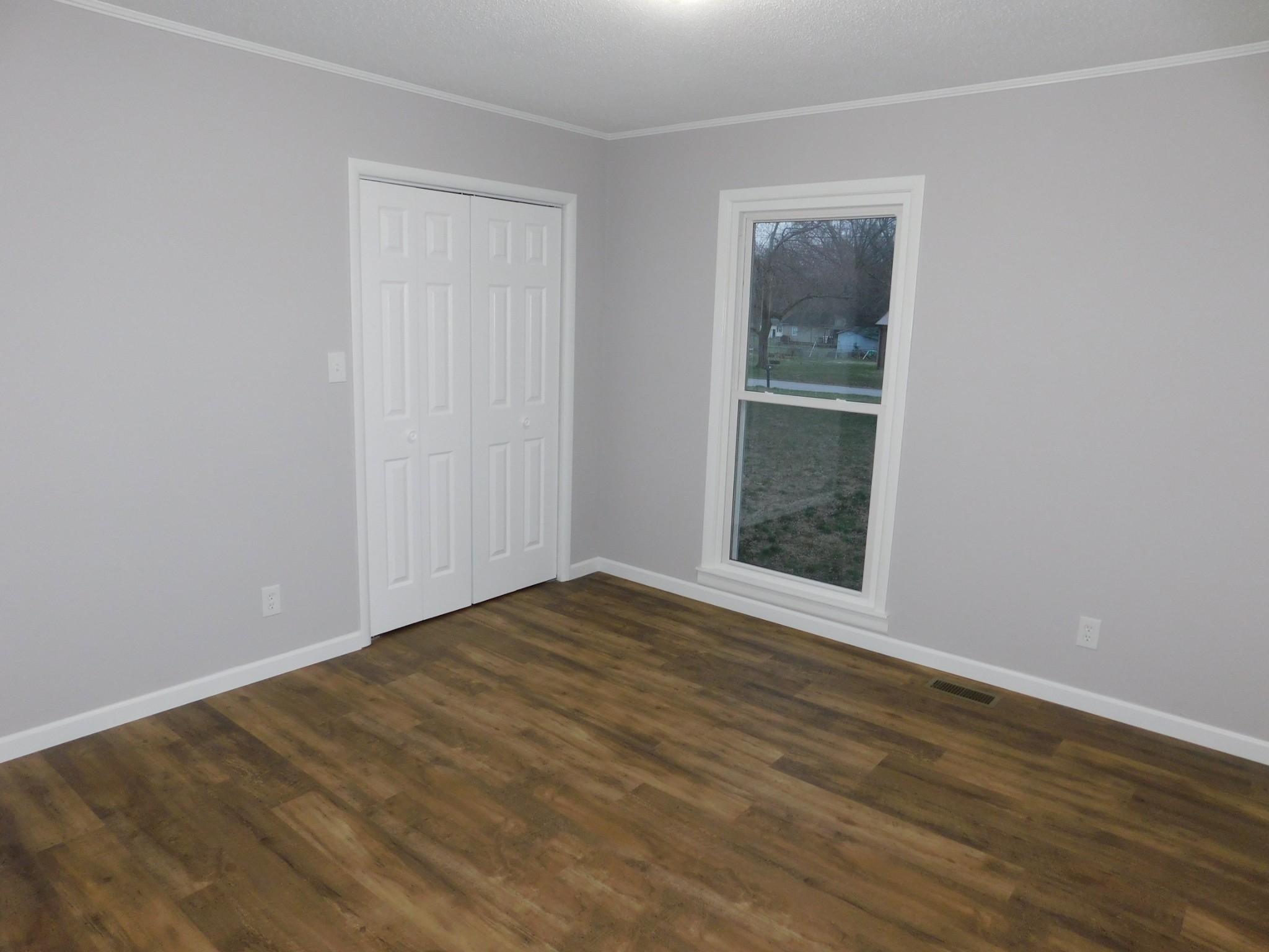 107 Glade Dr